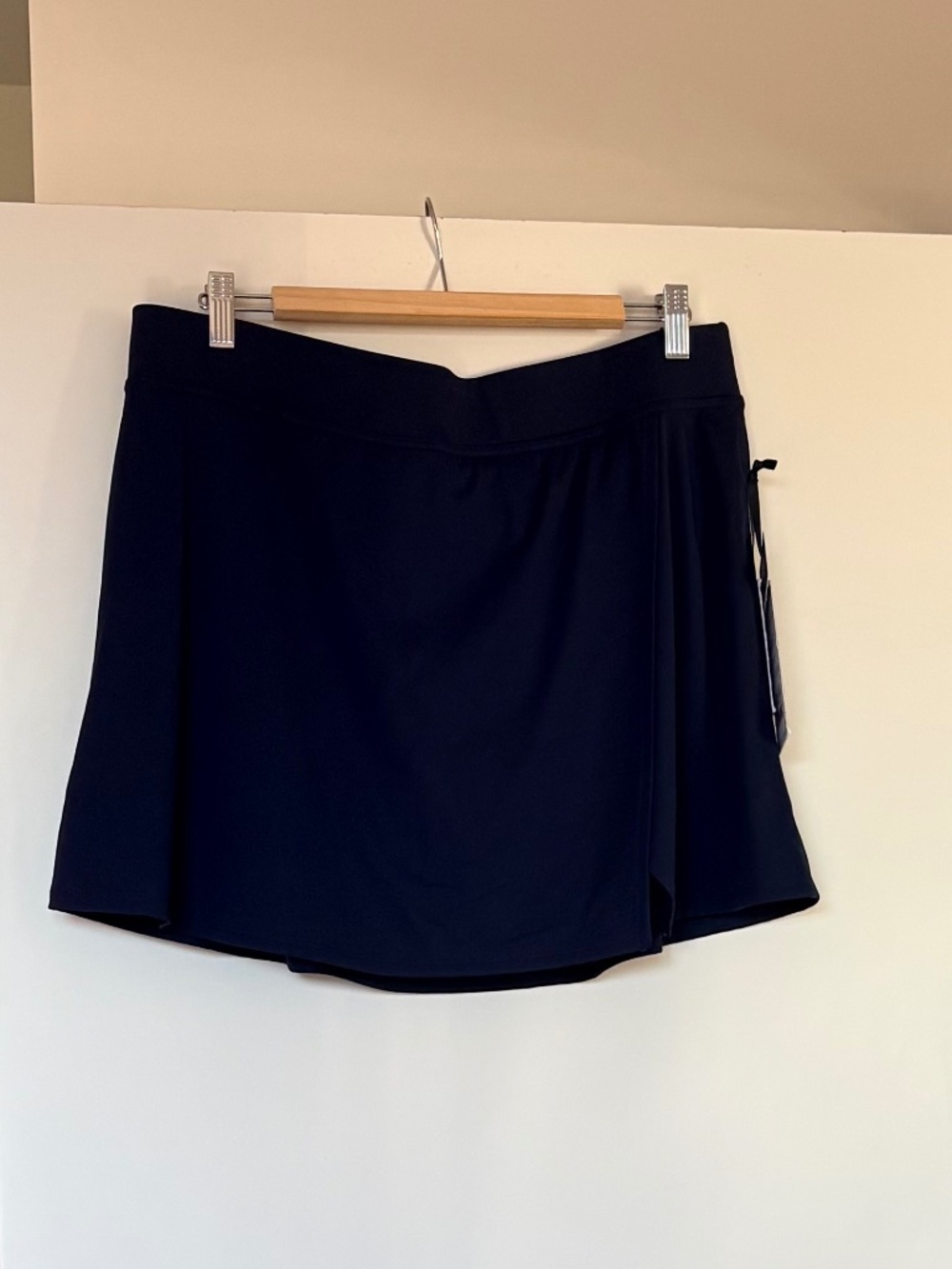 MPGSPORT Navy Blue Skort NWT XL